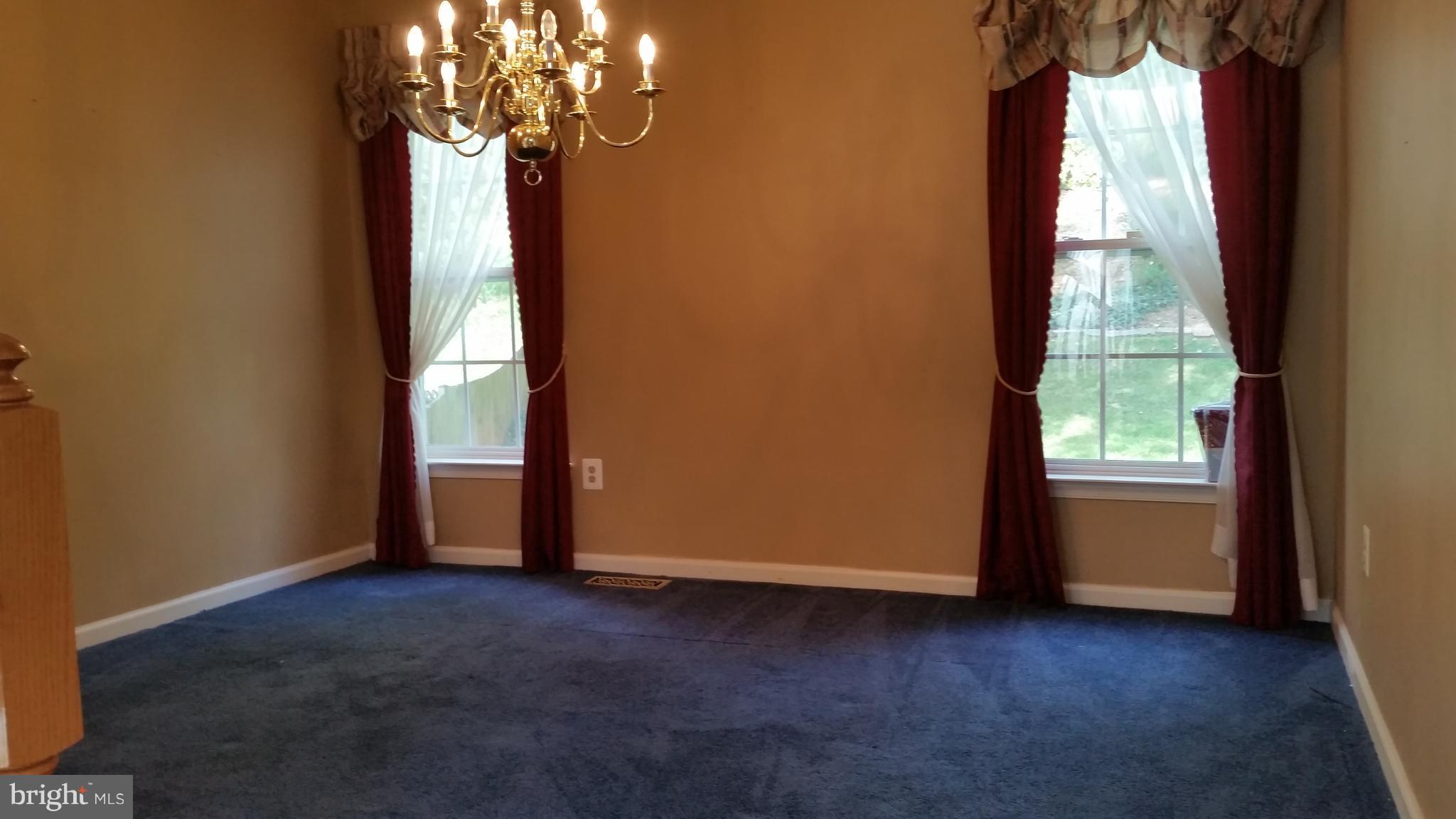 2124 Walnut Ridge Court Frederick, MD 21702 - Photo 7 of 30 Dining Room