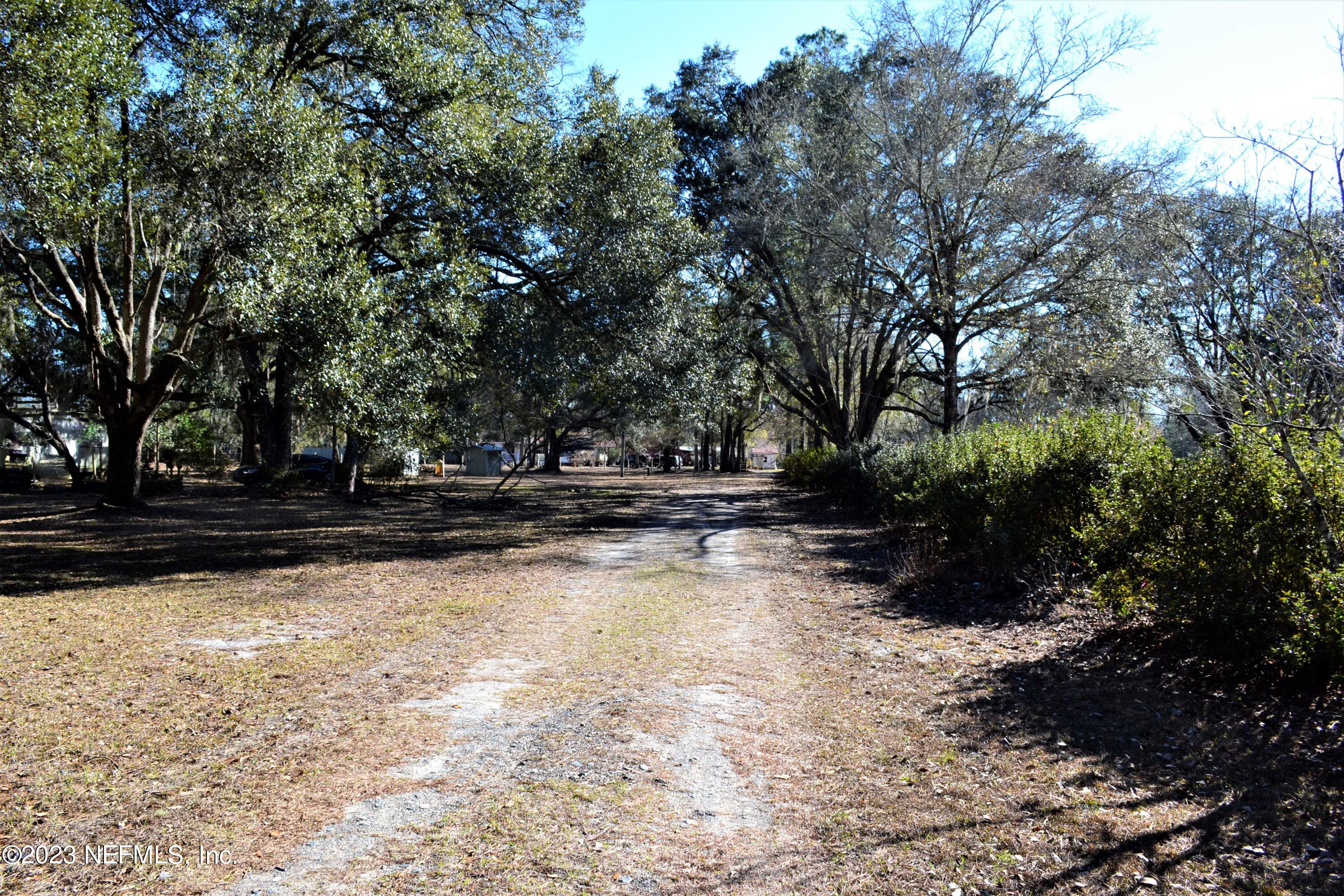 1529 Kinard Road Bryceville, FL 32009 - Photo 5 of 32 Gentle Lane