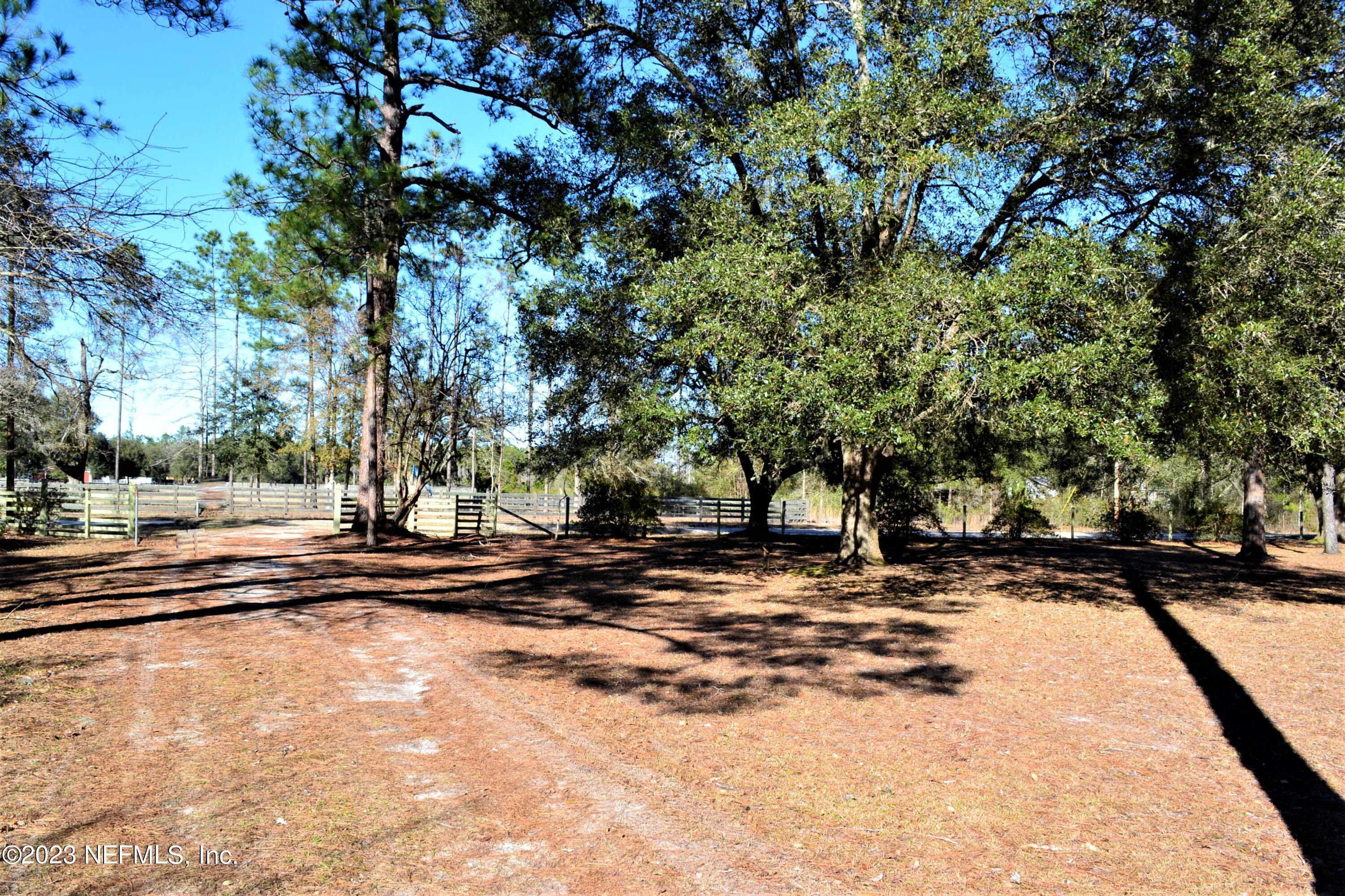 1529 Kinard Road Bryceville, FL 32009 - Photo 6 of 32 Open...