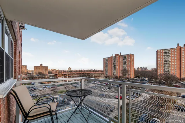 $329,000 | Undisclosed Address | Soundview