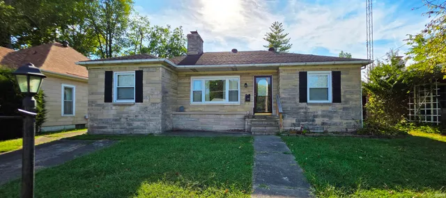 $139,900 | 1218 North Cherry Street, Mount Carmel, IL 62863