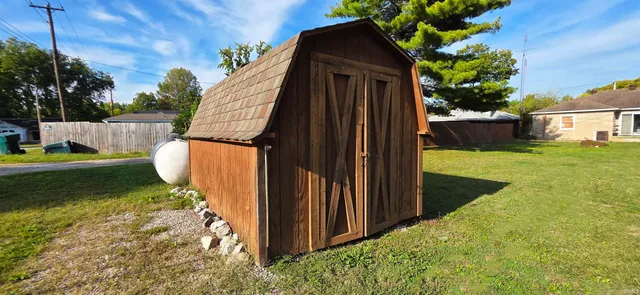 $139,900 | 1218 North Cherry Street, Mount Carmel, IL 62863