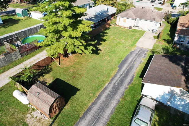 $139,900 | 1218 North Cherry Street, Mount Carmel, IL 62863