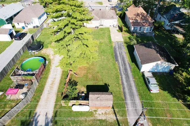 $139,900 | 1218 North Cherry Street, Mount Carmel, IL 62863