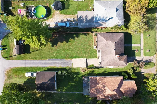 $139,900 | 1218 North Cherry Street, Mount Carmel, IL 62863