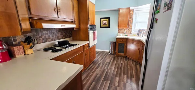 $139,900 | 1218 North Cherry Street, Mount Carmel, IL 62863