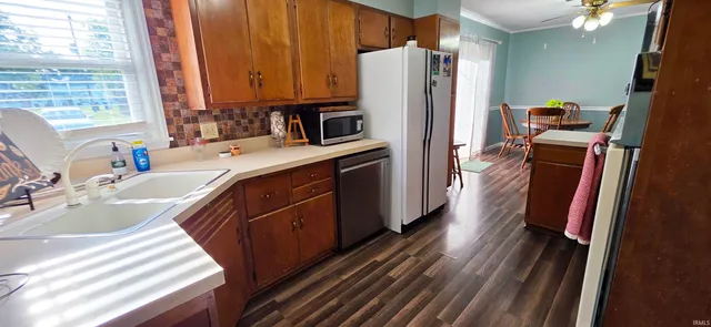 $139,900 | 1218 North Cherry Street, Mount Carmel, IL 62863