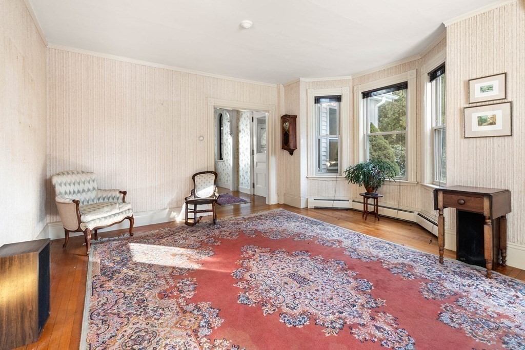 40 Maple Street Hamilton, MA 01982 - Photo 6 of 37 Gallery Image 6