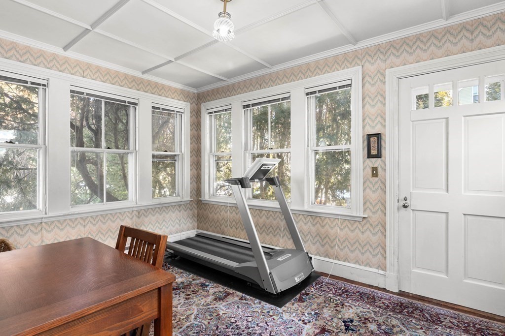 40 Maple Street Hamilton, MA 01982 - Photo 9 of 37 Gallery Image 9
