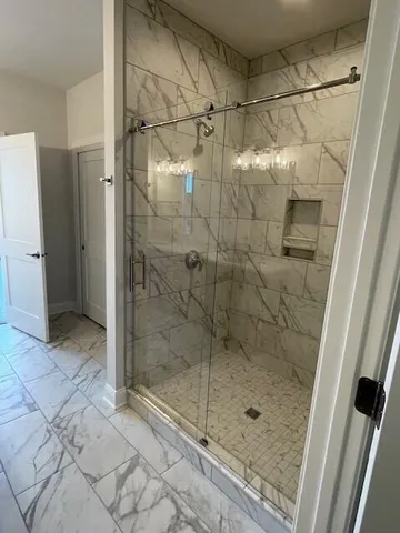 $1,049,999 | 1746 North River Road, Milwaukee, WI 53217