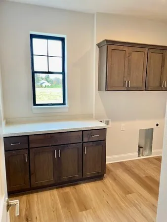 $1,049,999 | 1746 North River Road, River Hills, WI 53217