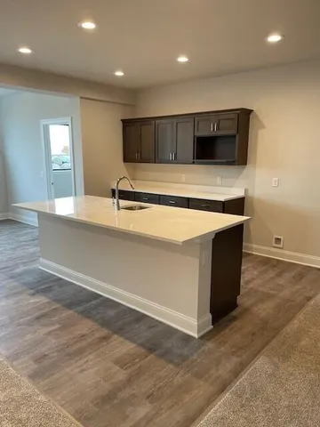 $1,049,999 | 1746 North River Road, Milwaukee, WI 53217