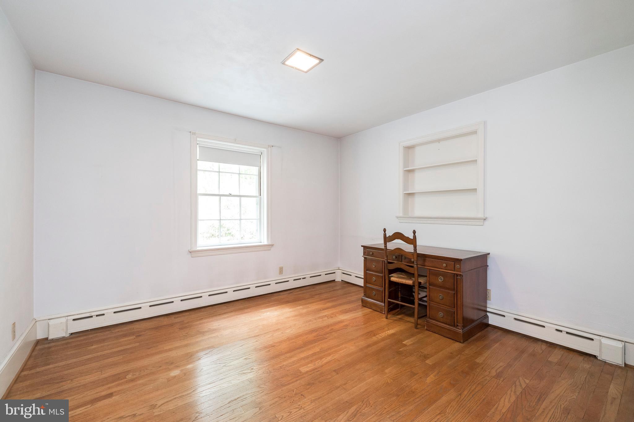 1660 Shenkel Road Pottstown, PA 19465 - Photo 28 of 42 Bedroom 3