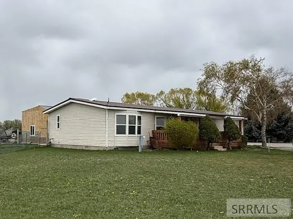 $380,000 | 847 North 800 East, Shelley, ID 83274