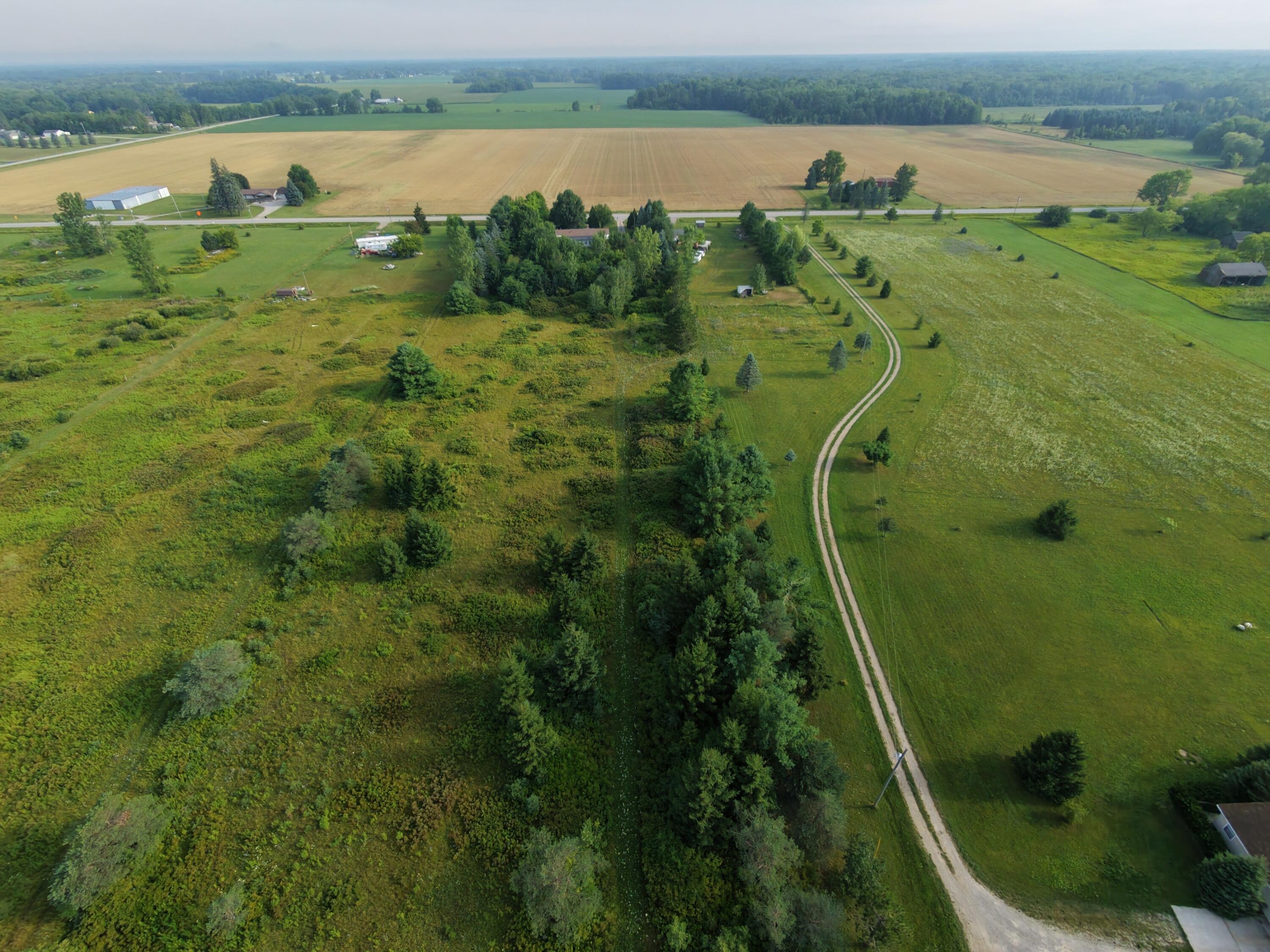 1215 Dale Road Beaverton, MI 48612 - Photo 20 of 23 dji_fly_20260806_090142_0038_17864781206