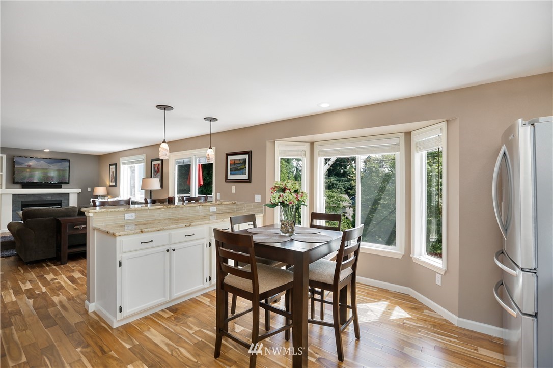 119 172nd Place Southeast Bothell, WA 98012 - Photo 8 of 25