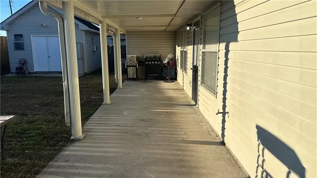 $265,000 | 34 Robert Road, Waggaman, LA 70094