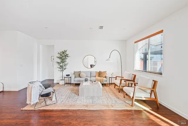 $600,000 | 1275 Columbia Drive, Dixon, CA 95620