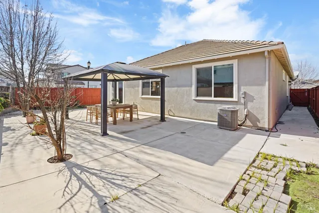 $600,000 | 1275 Columbia Drive, Dixon, CA 95620