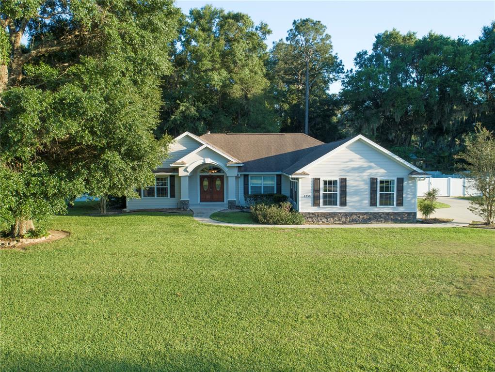 1258 Northeast 51st Loop Ocala, FL 34479 - Photo 37 of 42