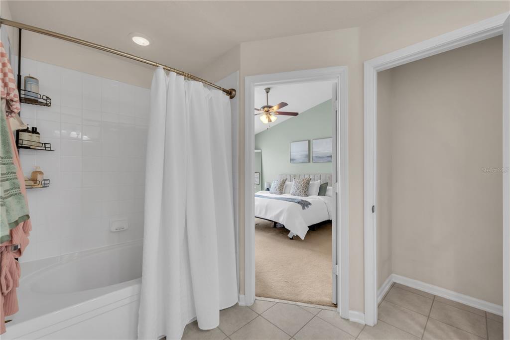 4939 Pond Ridge Drive Riverview, FL 33578 - Photo 19 of 25