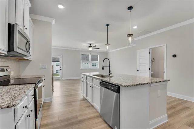 $1,895 | 4586 Cypress Pk Drive, Gainesville, GA 30504