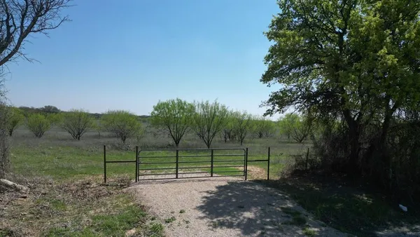 $220,000 | 572 Ranger Tx 76470, Ranger, TX 76470