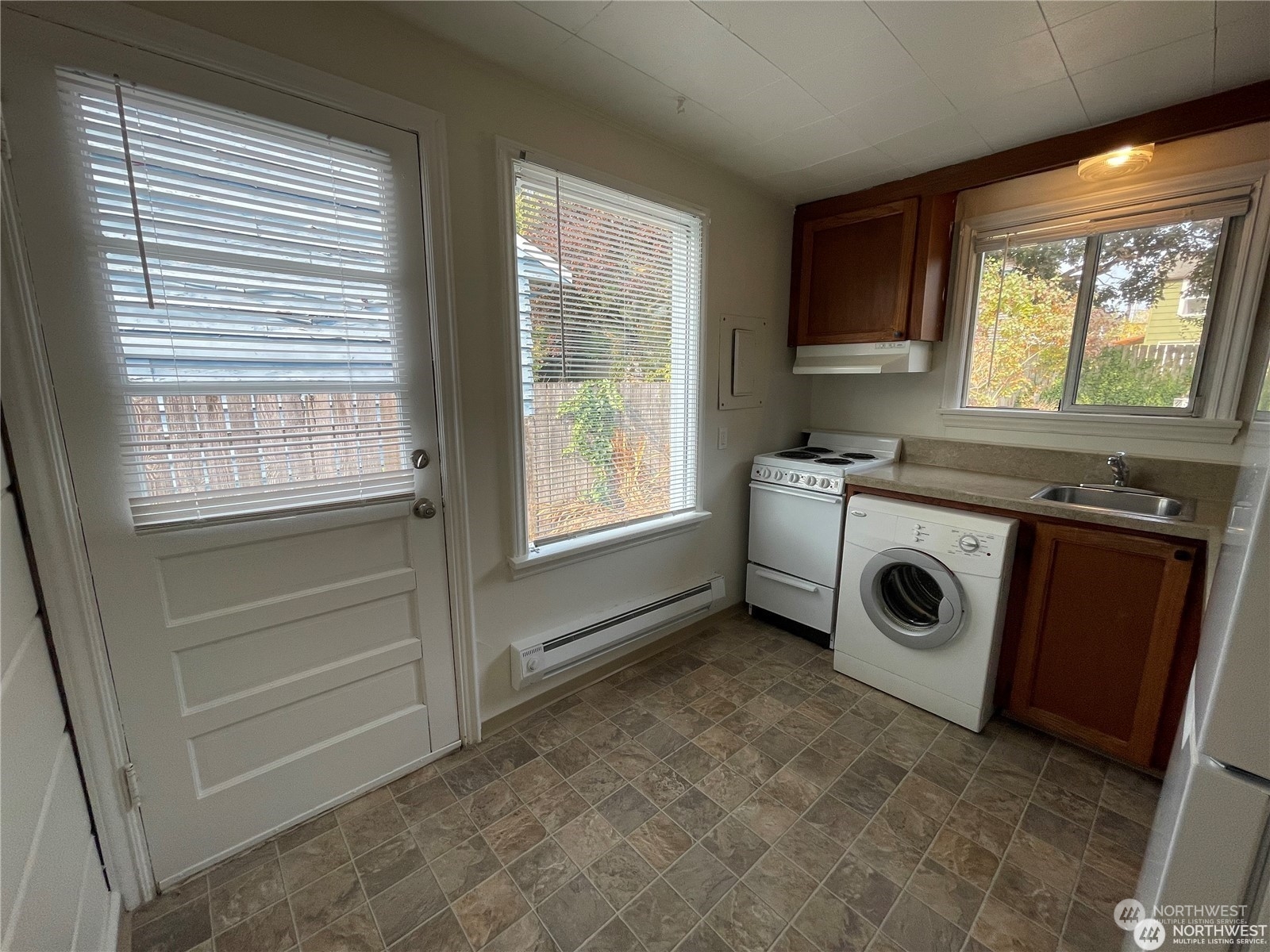 732-734 North 91st Street Seattle, WA 98103 - Photo 9 of 29