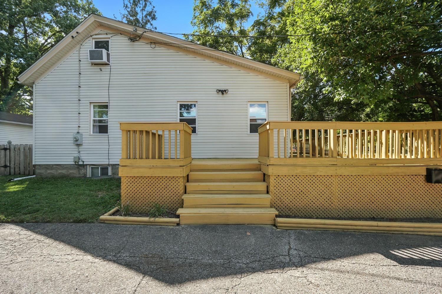 55 Bonham Road Wyoming, OH 45215 - Photo 8 of 61 Gallery Image 8