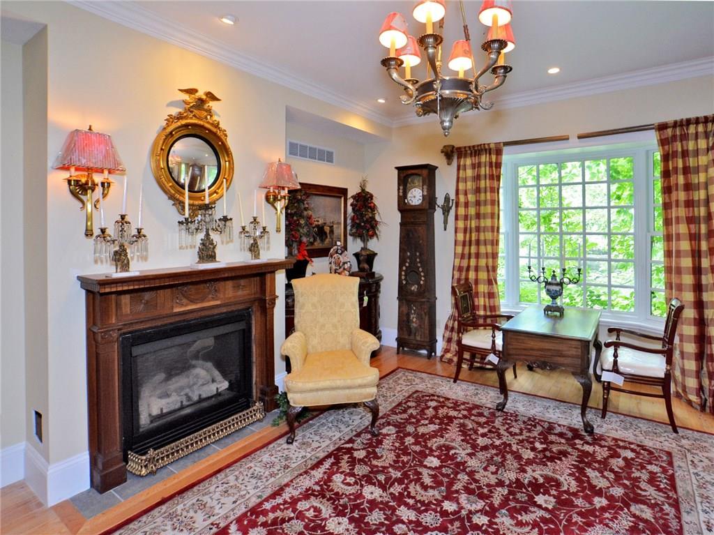 1538 Renton Road Pittsburgh, PA 15239 - Photo 13 of 25