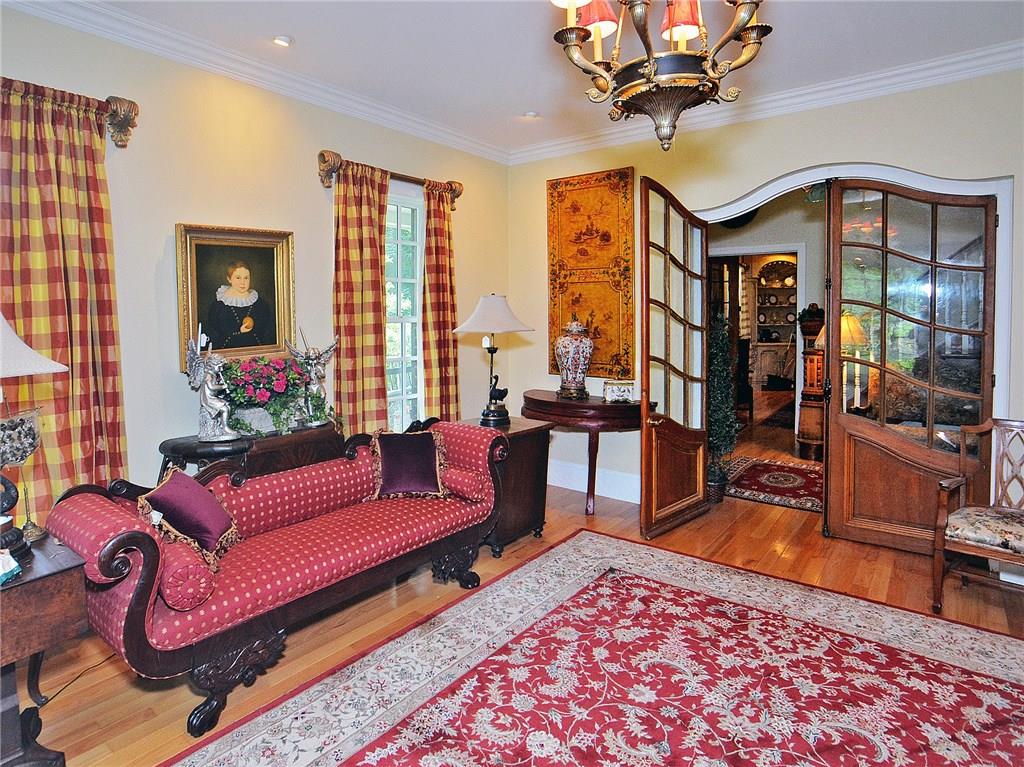 1538 Renton Road Pittsburgh, PA 15239 - Photo 15 of 25