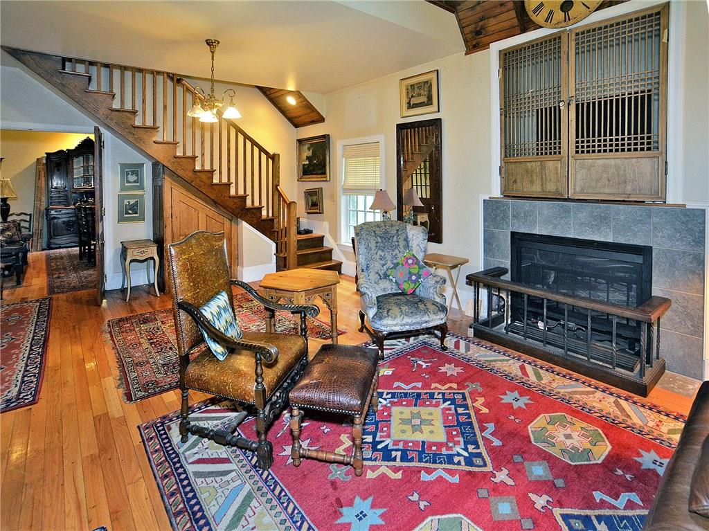 1538 Renton Road Pittsburgh, PA 15239 - Photo 8 of 25