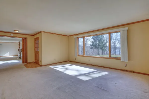 $2,495,000 | 4640 Lake Club Circle, Oconomowoc Lake, WI 53066