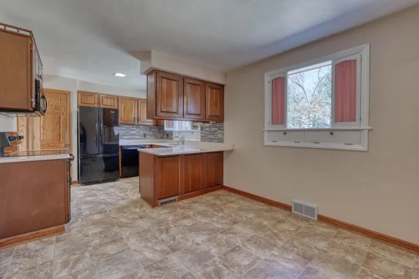 $2,495,000 | 4640 Lake Club Circle, Oconomowoc Lake, WI 53066