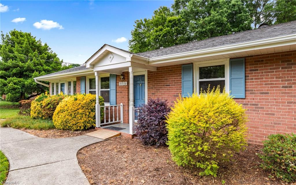 3511 Manoa Road Pfafftown, NC 27040 - Photo 6 of 38