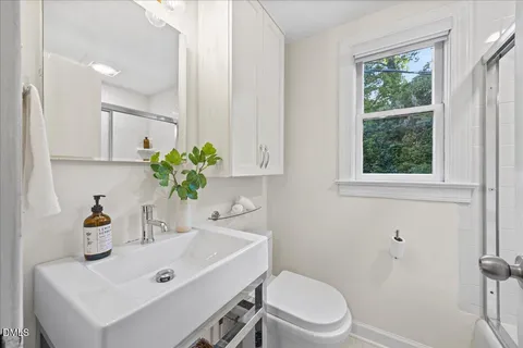 $280,000 | 1641 Sutton Drive, Raleigh, NC 27605