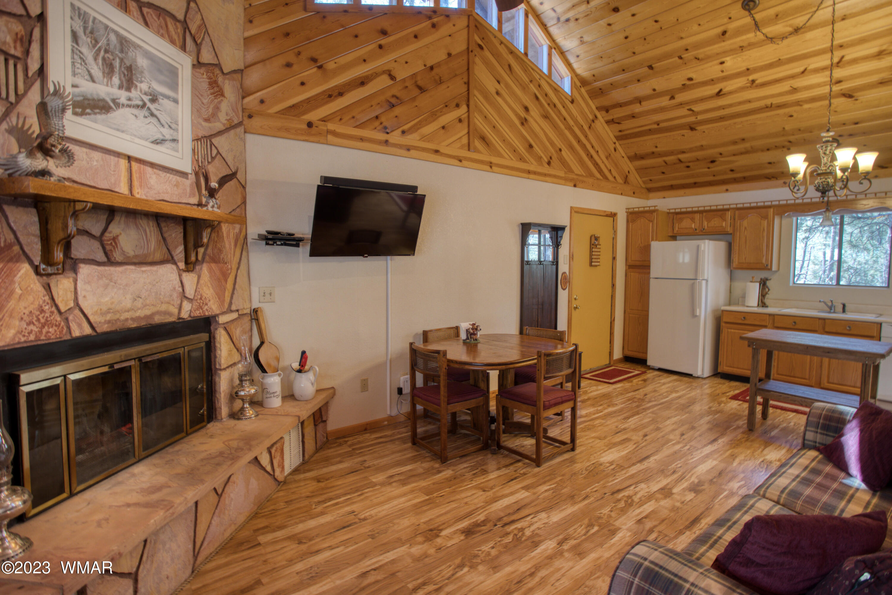 2831 Cattle Trail Road Overgaard, AZ 85933 - Photo 5 of 24