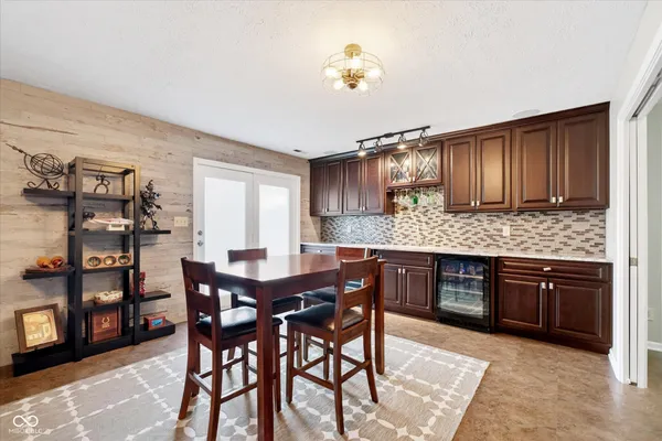 $515,000 | 8079 Lower Bay Lane, Indianapolis, IN 46236