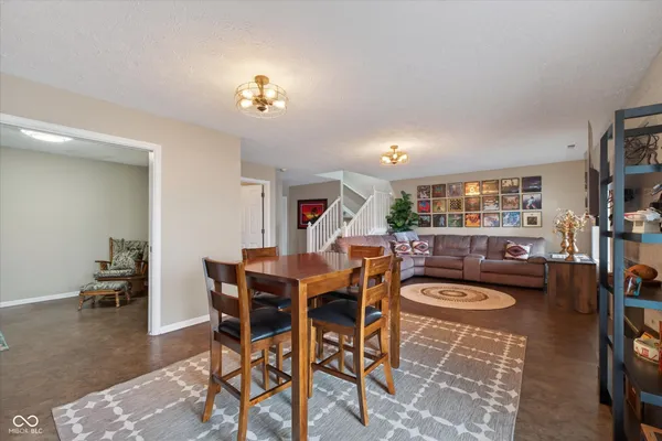 $515,000 | 8079 Lower Bay Lane, Indianapolis, IN 46236