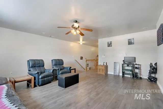 $429,900 | 1010 Jonathan Street, Fruitland, ID 83619