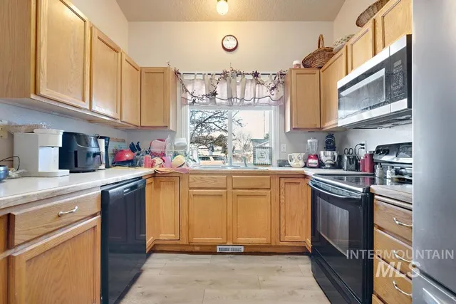 $429,900 | 1010 Jonathan Street, Fruitland, ID 83619