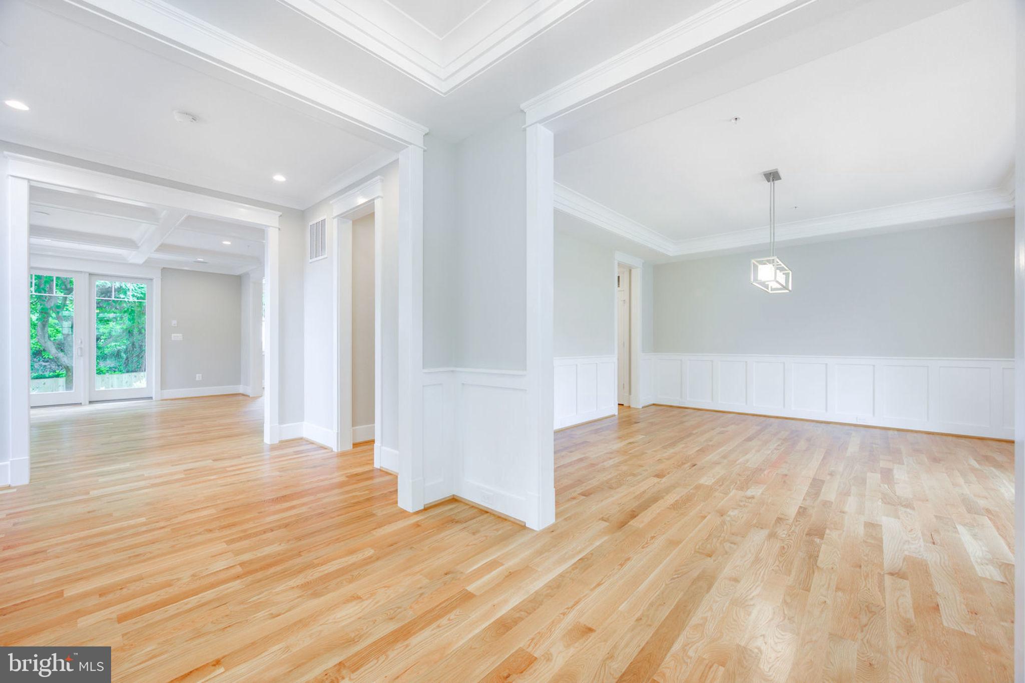5723 Ogden Road Bethesda, MD 20816 - Photo 11 of 82
