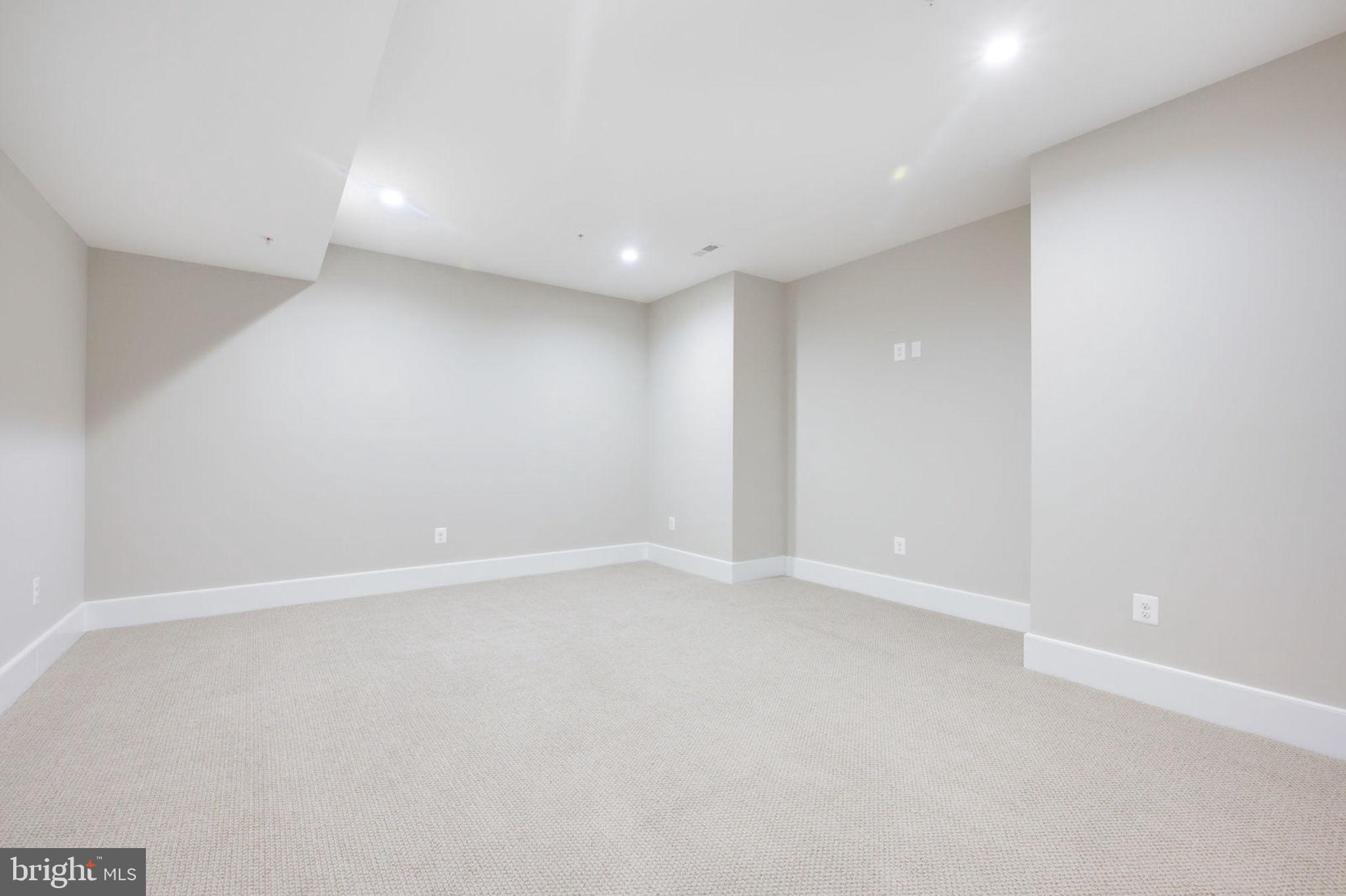 5723 Ogden Road Bethesda, MD 20816 - Photo 62 of 82
