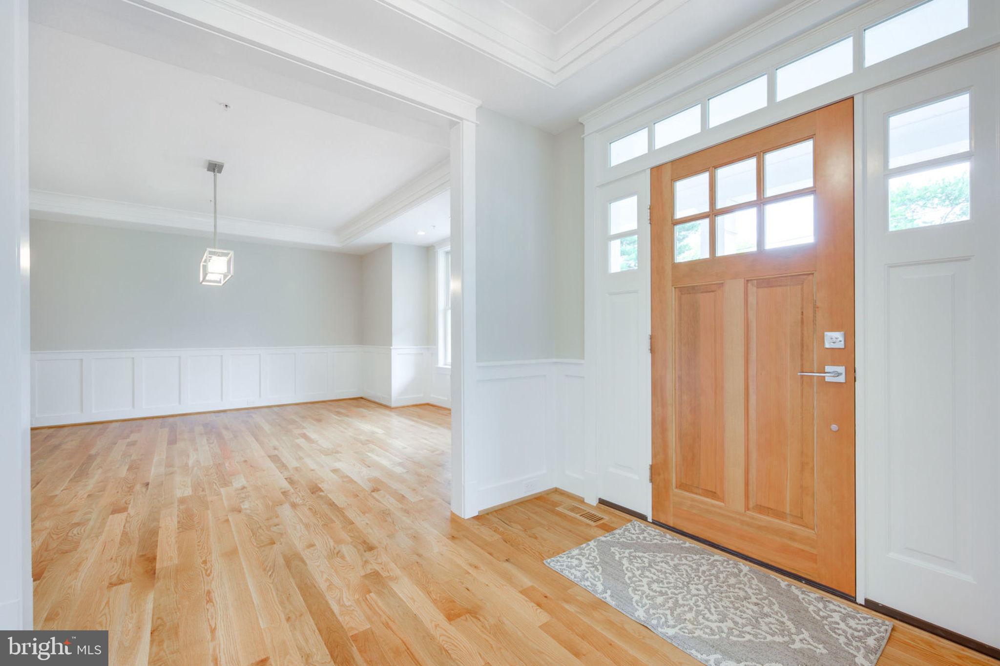 5723 Ogden Road Bethesda, MD 20816 - Photo 8 of 82