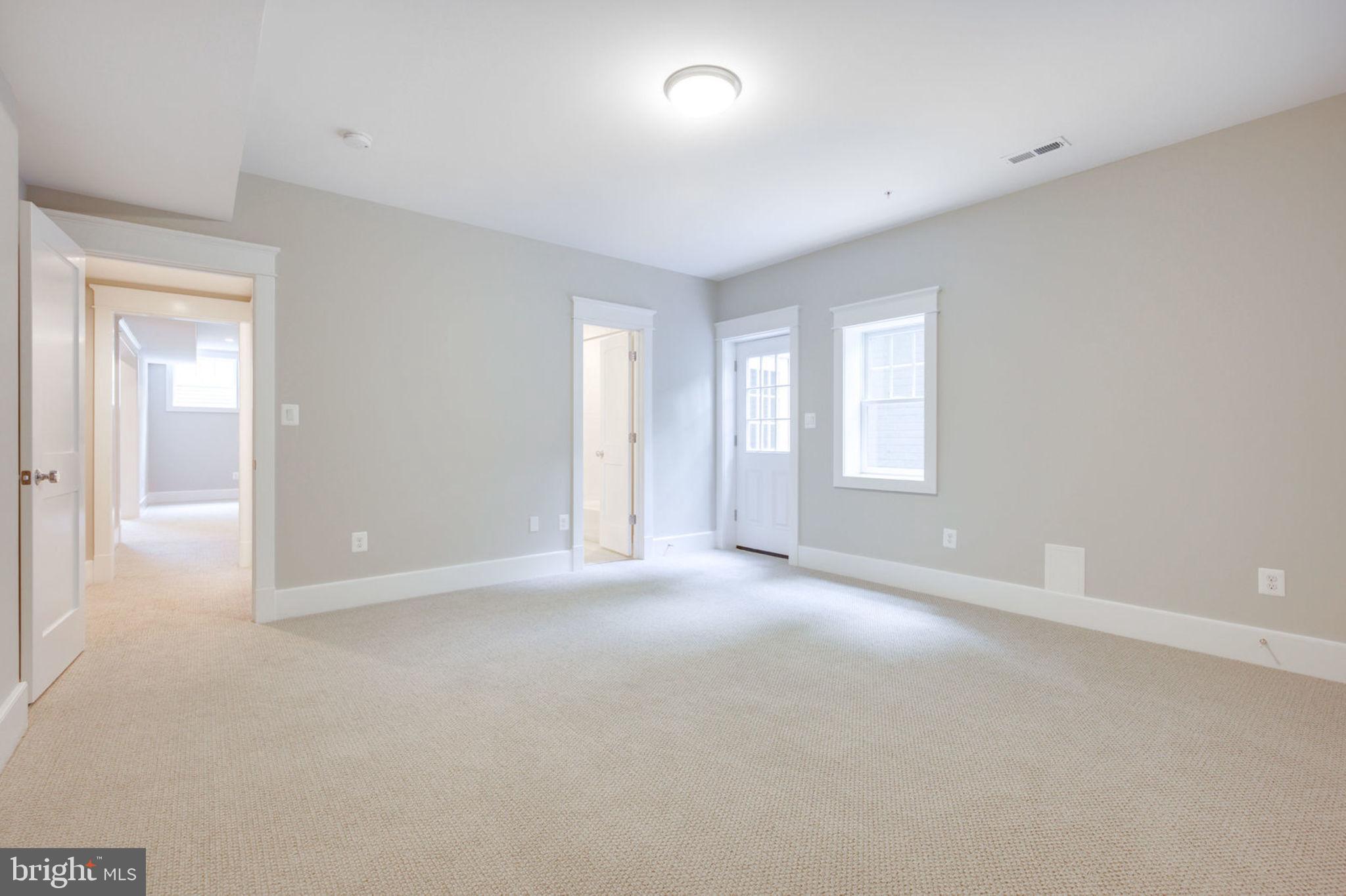 5723 Ogden Road Bethesda, MD 20816 - Photo 72 of 82