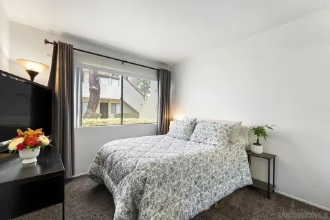 $525,000 | 355 North Melrose Drive, Unit E, Vista, CA 92083