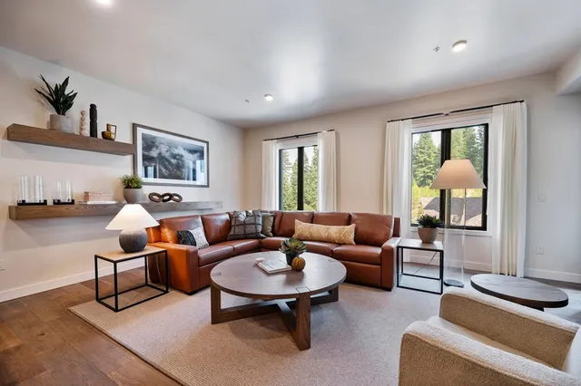 $1,099,000 | 700 Village Drive, Unit 404, Donnelly, ID 83615