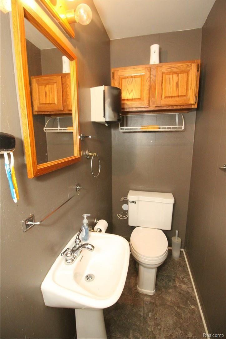 25354 Rubin Road Warren, MI 48089 - Photo 14 of 34 IMG_1397.JPG