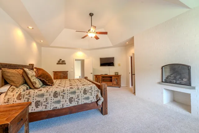 $1,300,000 | 52 Bunker Lane, Unit 2, Lincoln, NH 03251