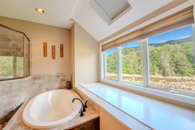 $1,300,000 | 52 Bunker Lane, Unit 2, Lincoln, NH 03251